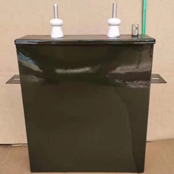 BKMJ電力機(jī)車專用電容器現(xiàn)場(chǎng)實(shí)物圖